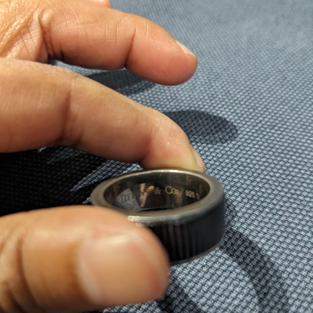 Authentic Tiffany Coin Ridge Ring - Picture 5 of 5